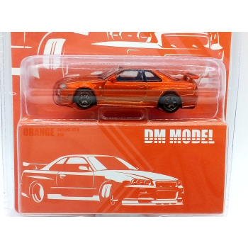 Nissan Skyline GT-R R34 orange - skala 1:64 - DM Model